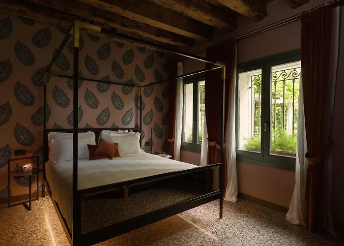 Madama Garden Retreat